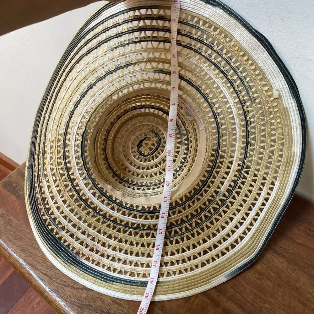 Stylish Wide Brim Striped Hat